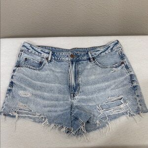 AMERICAN EAGLE TOMGIRL DENIM SHORTS SIZE 12